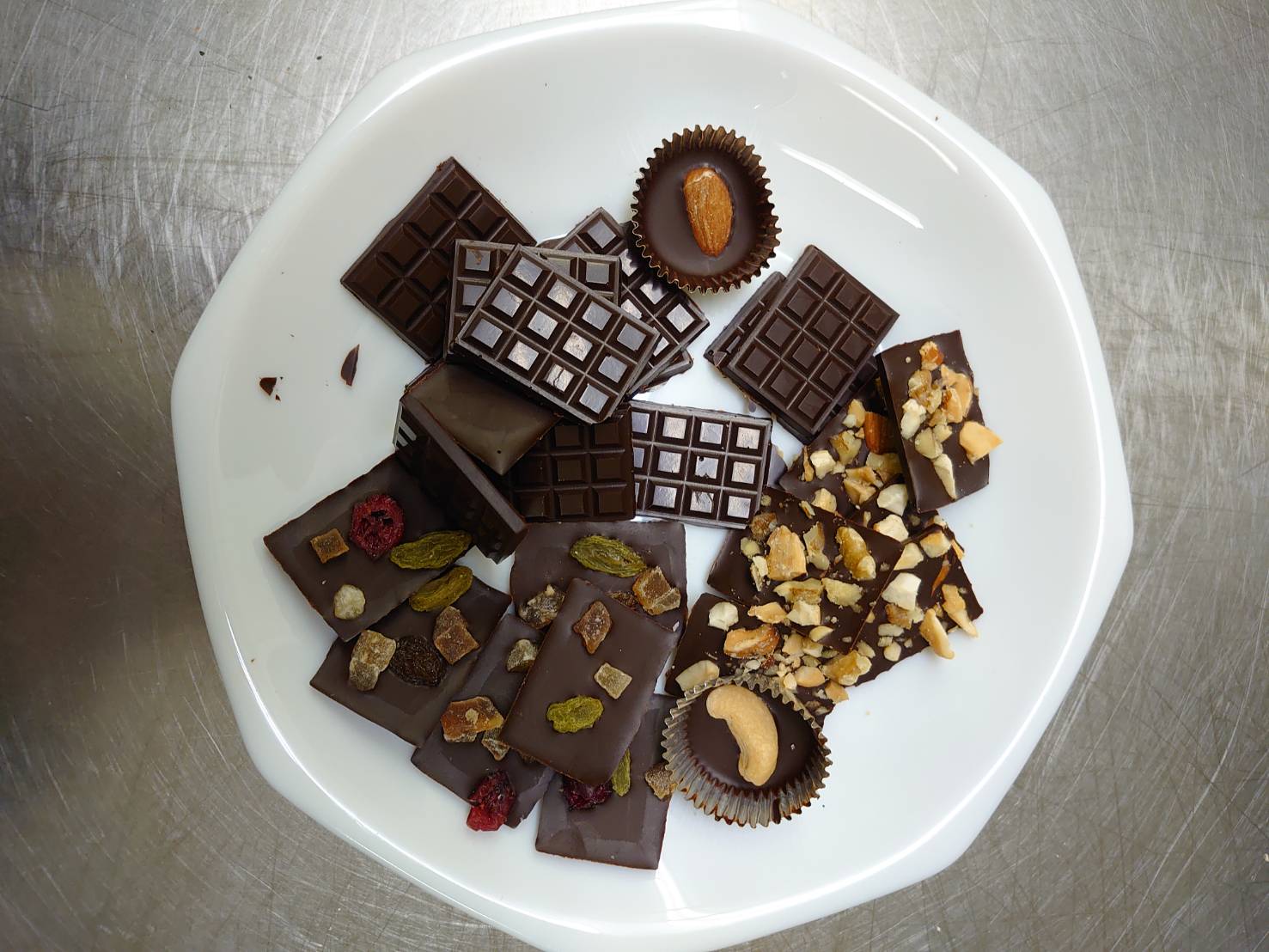 親子で楽しむ！チョコレートの魅力を発見しよう！